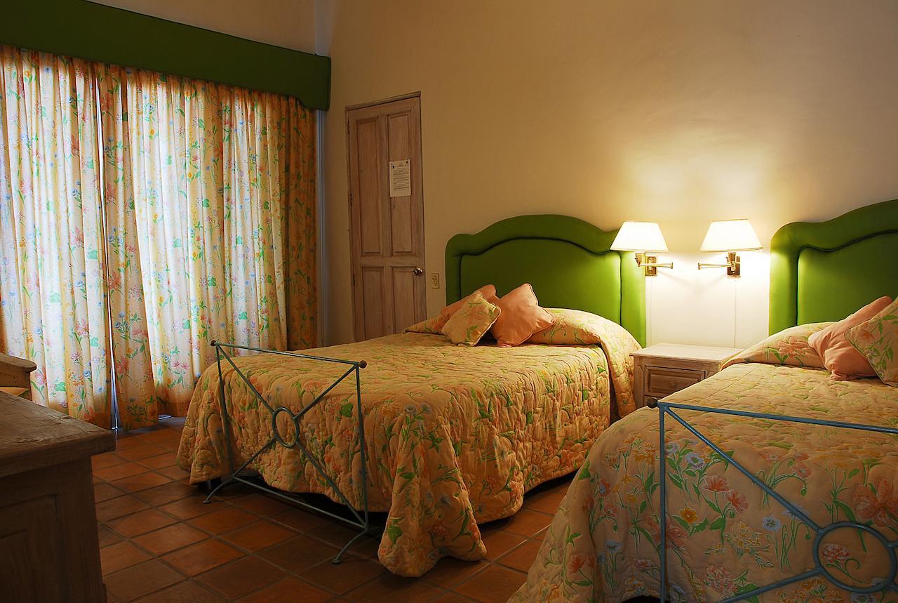 Lake Chapala Inn Habitación foto